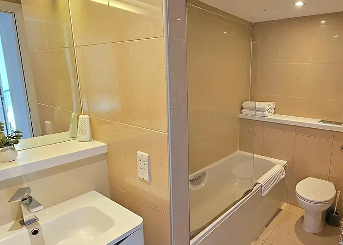 Temple Bar 1bd Large & Newly Upgraded Sleeps 4 Appartamento Dublino