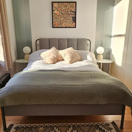 Apartmán Temple Bar 1bd Large & Newly Upgraded Sleeps 4 *